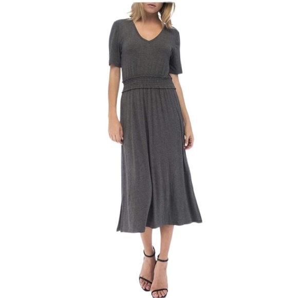 𝅺B Collection by Bobeau Simone Smocked Dress Charcoal - Picture 1 of 12